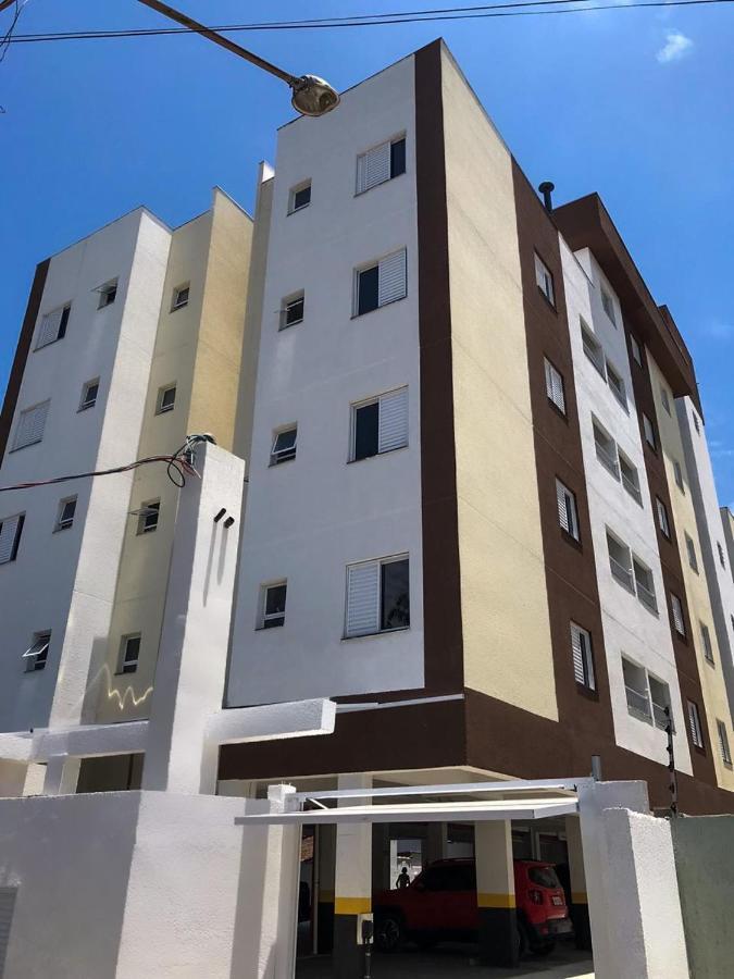 Apartamento Novo , Poucos Metros Da Com Wi Fi *