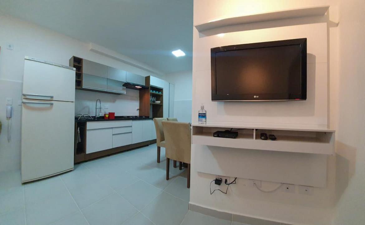 Apartamento Novo , Poucos Metros Da Com Wi Fi Ubatuba