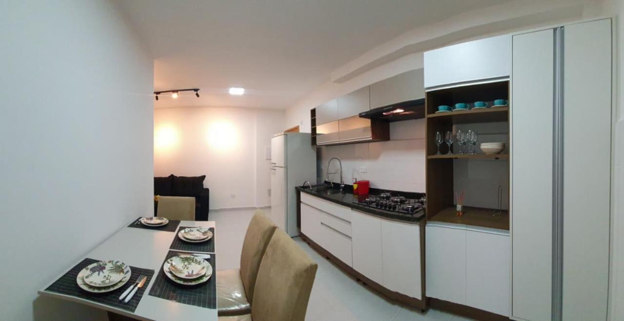 Apartamento Novo , Poucos Metros Da Com Wi Fi