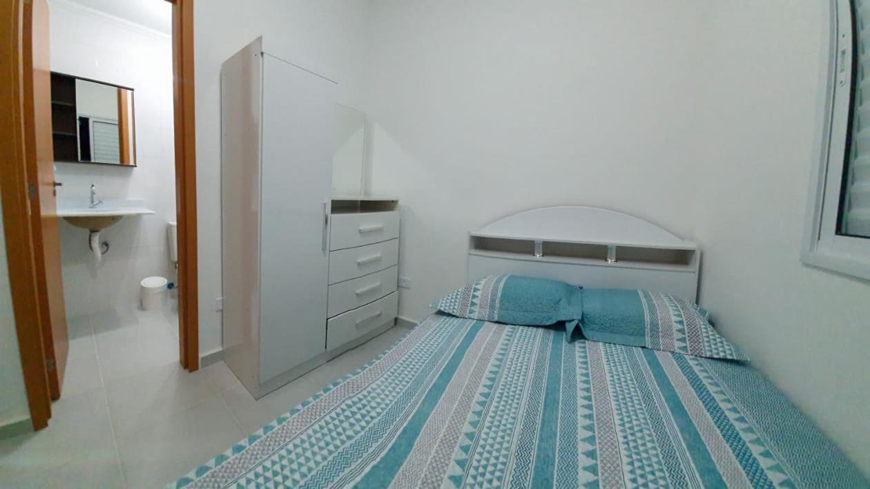 Apartamento Novo , Poucos Metros Da Com Wi Fi Ubatuba